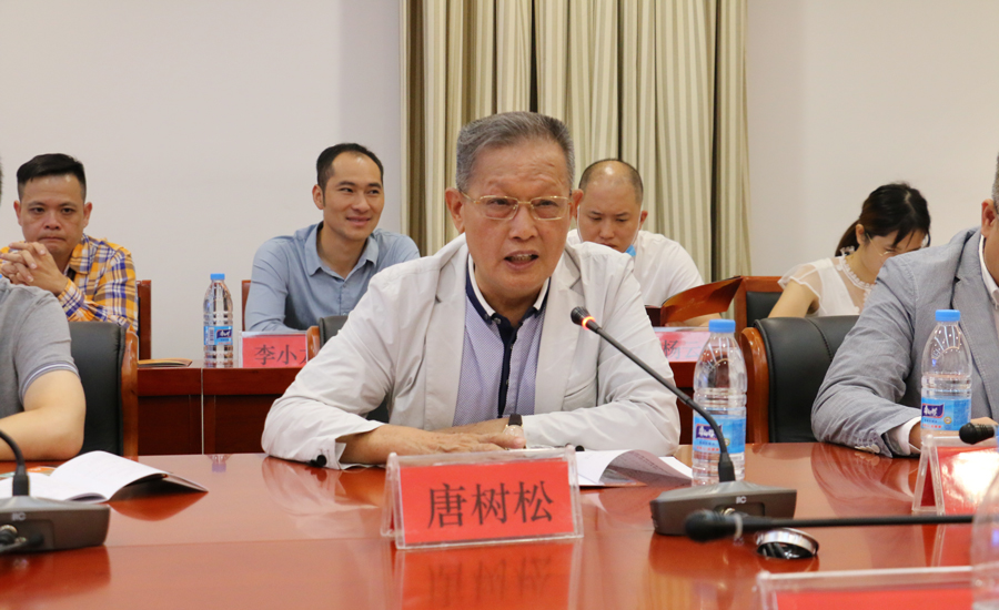 省酒協會長、賽思達董事長唐樹松先生赴貴州考察對接東西部扶貧協作工作
